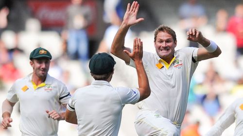 Aussie fast bowler Ryan Harris makes shock retirement announcement on eve of Ashes campaign