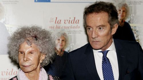 The Duchess of Alba with her third husband Alfonso Diez, who was 25 years her junior. (AAP)