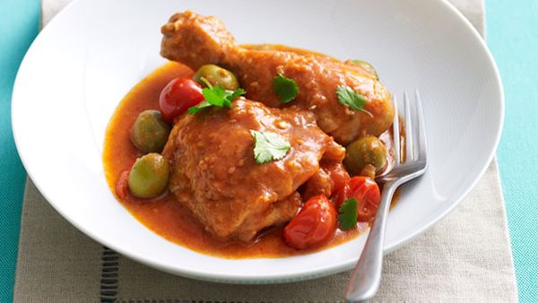 Chilli chicken with olives