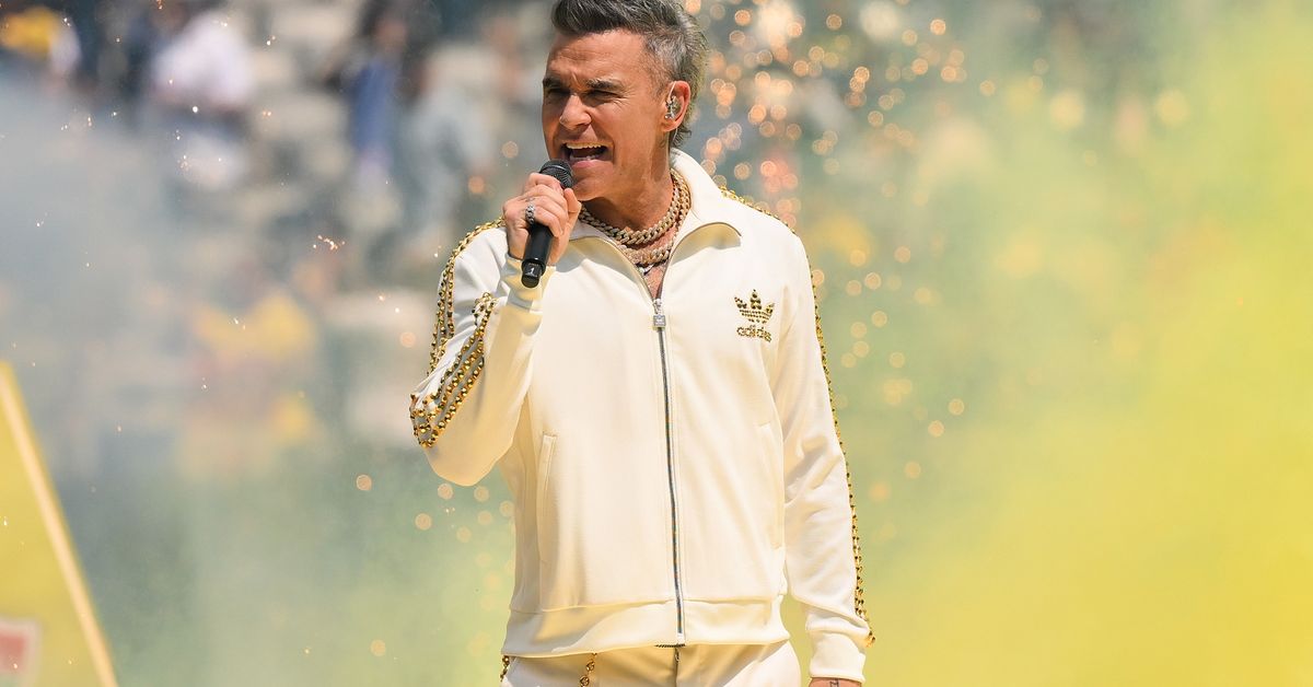 Robbie Williams claims weight loss drugs might be ruining his sight