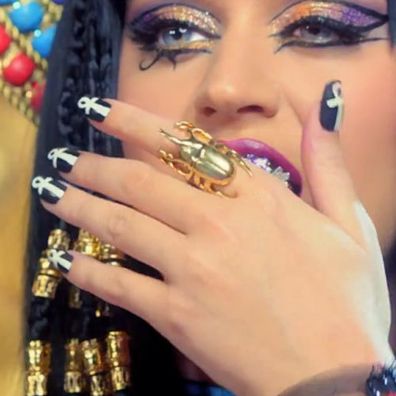 Katy Perry's 'Dark Horse' nails