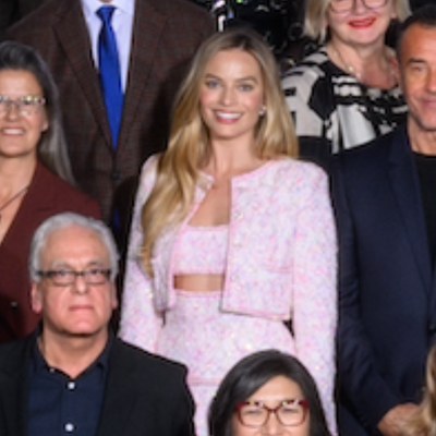 Margot Robbie looks stunning, as usual