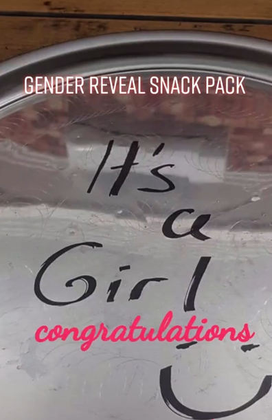 Couple use kebab snack pack for 'gender reveal' 