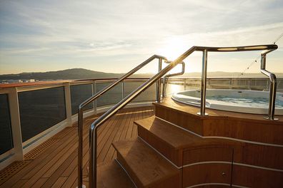     Seven Seas Splendor® is the Recent Suite 