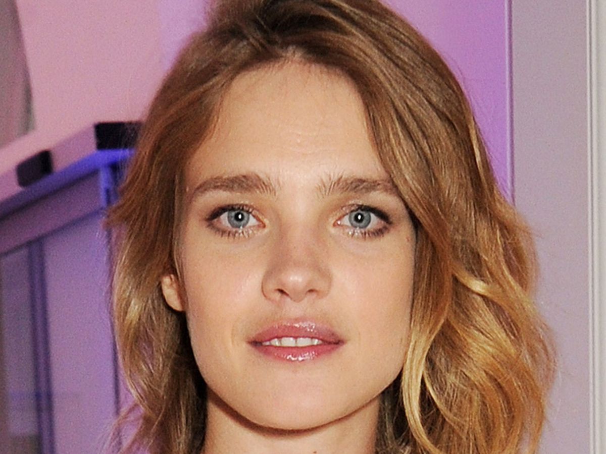 Natalia Vodianova's 2018 World Cup Dress Resembled the Trophy