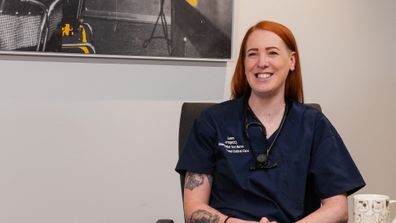 Veterinary nurse Laura Pennington 
