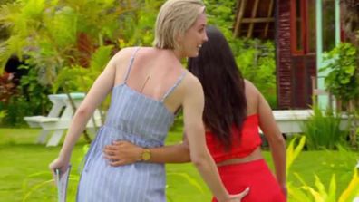 Bachelor In Paradise 19 Alex And Brooke Share Passionate Kiss 9celebrity