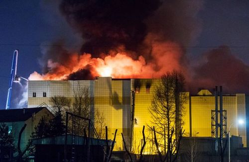 The Winter Cherry shopping mall burned through the night. (Getty)