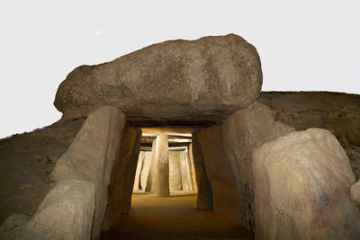 <strong>Spain: Antequera
Dolmens&nbsp;</strong>