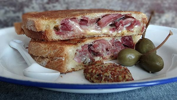 Ham hock toastie