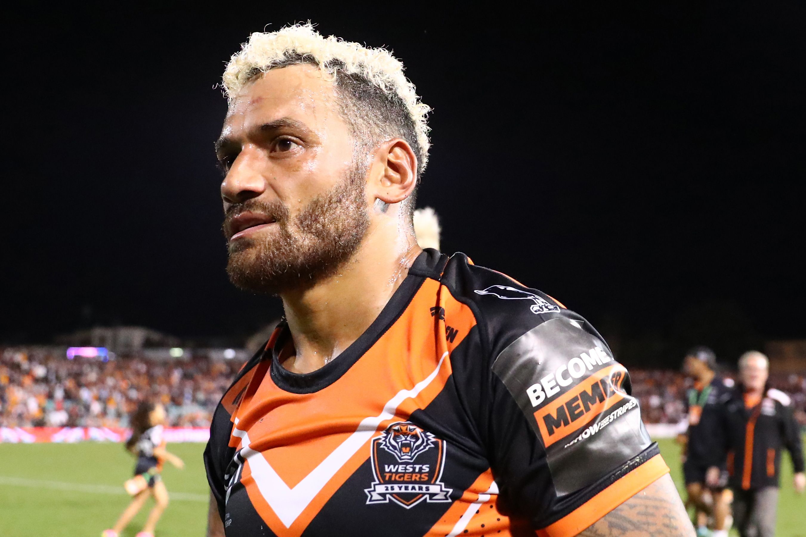 'All ticker': Api Koroisau battled 'heavy gastro' through stunning Sharks performance