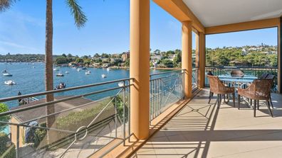 Mansions Sydney real estate property market house prices Sydney Harbour 