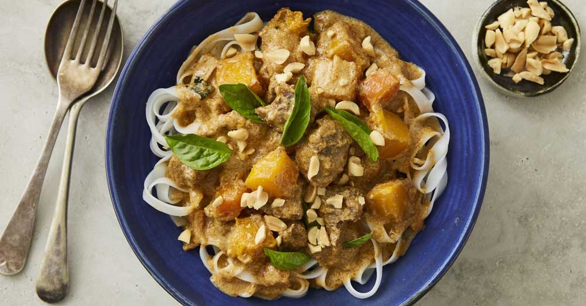 Beef Massaman Curry Recipe - Nine Kitchen - 9Kitchen