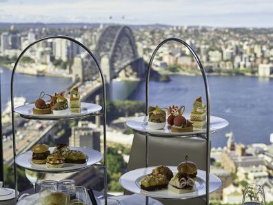 Shangri-La Hotel 2021 Festive High Tea with Harbour Bridge views