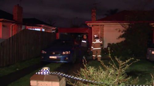 Two Melbourne fires in same suburb deemed unlinked but suspicious