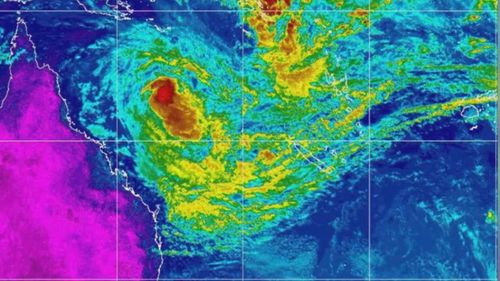Far North Queensland locals told to prepare for Cyclone Jasper 