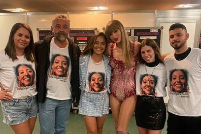 Taylor Swift with the family of fan Ana Benevides, who died attending the Eras tour