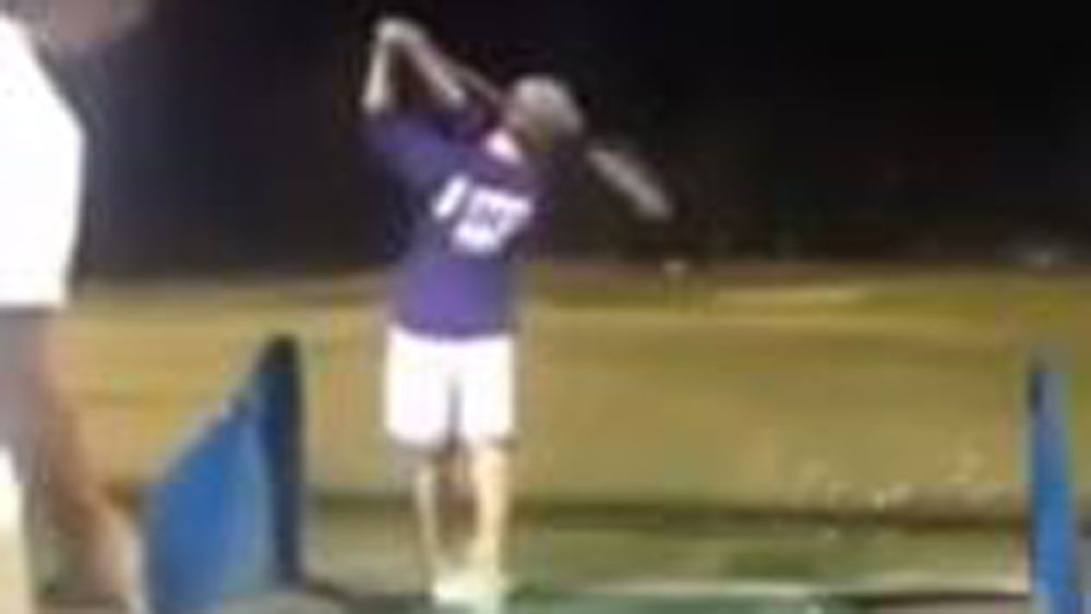 'Drop the mic' moment for golf trick-shot duo