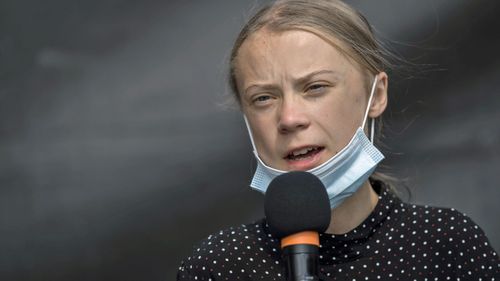 瑞典气候活动家 Greta Thunberg 于 2020 年 8 月 20 日在德国柏林会见德国总理安格拉·默克尔后在新闻发布会上发表讲话