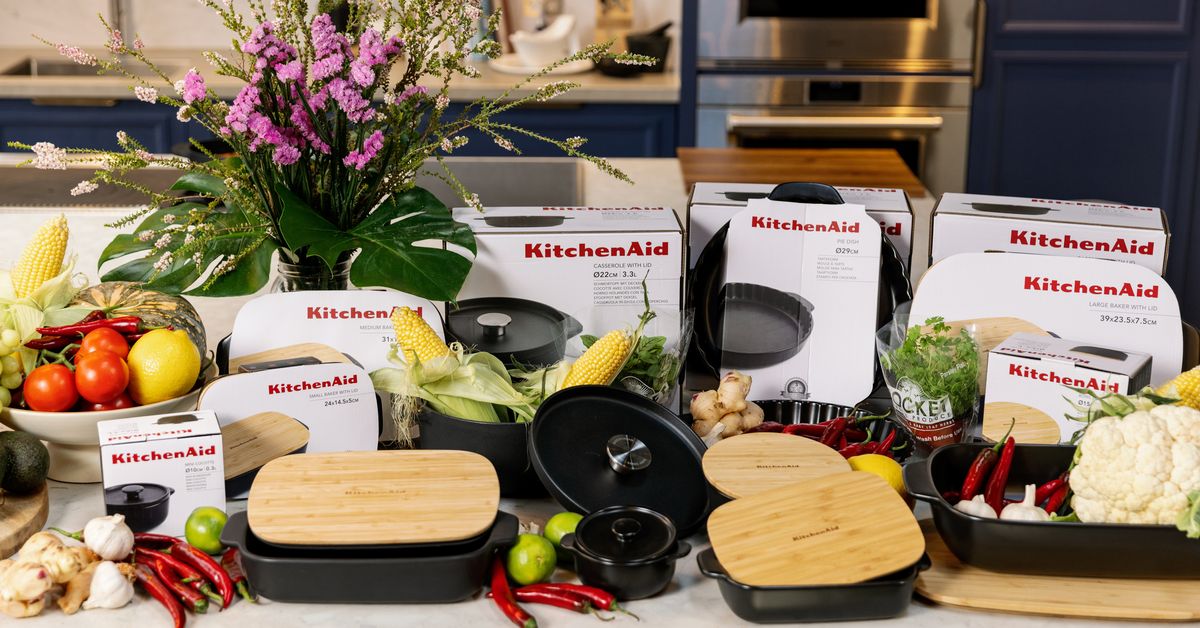 Coles launches KitchenAid collectable cookware