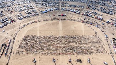 Birdsville Big Red Bash: Thousands attempt Nutbush City Limits dance ...