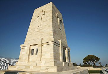 The Lone Pine Memorial commemorates which World War I campaign?