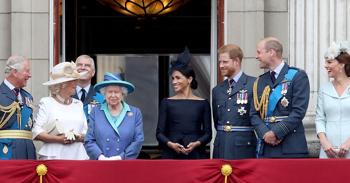 Prince Harry Wanted The Royal Family To Have Therapy Because They 'didn ...