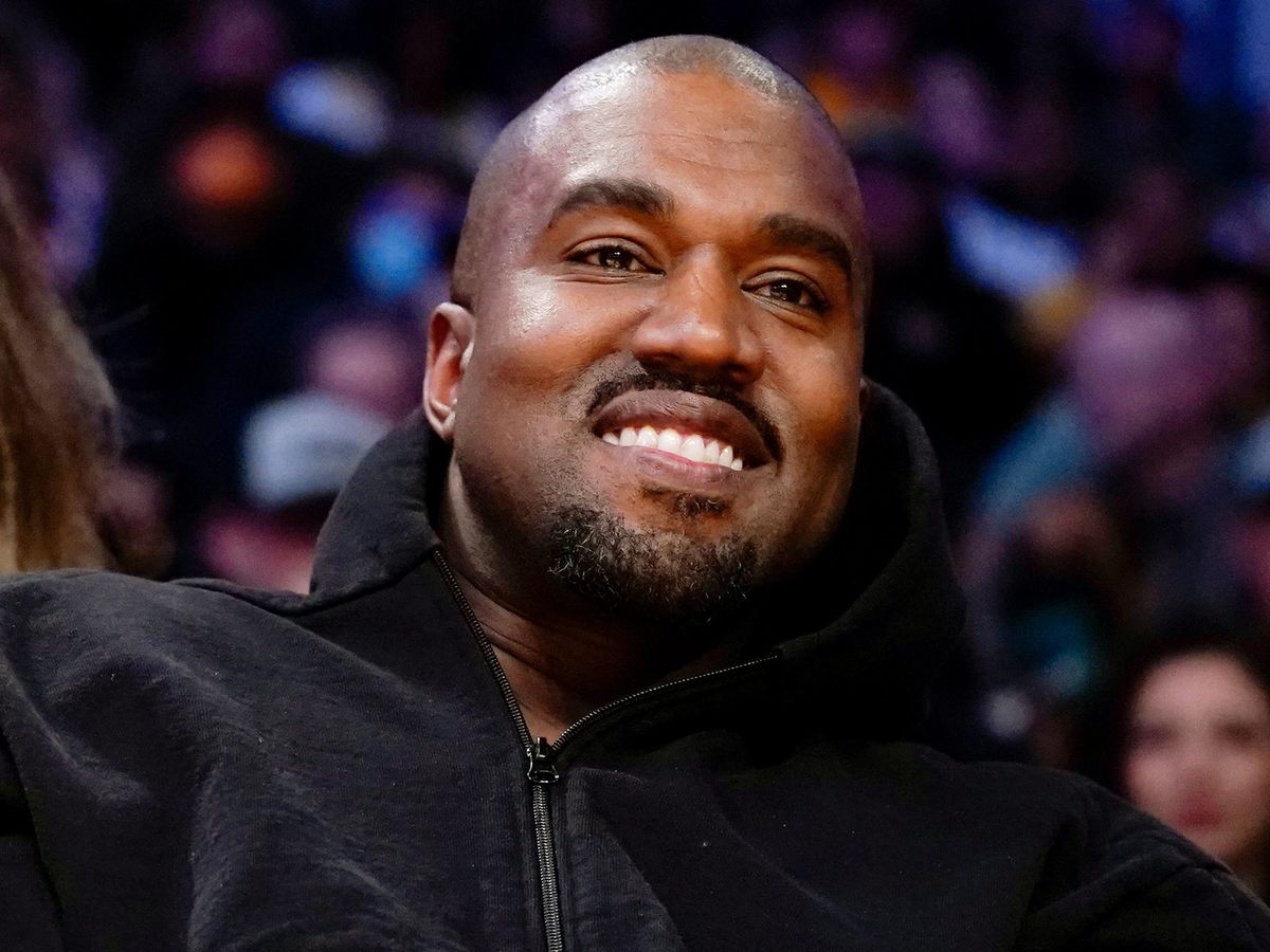 Kanye West apologizes to Jewish community in a post in Hebrew after  repeated antisemitic remarks — including just weeks ago