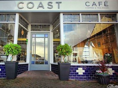 Coast Cafe exterior