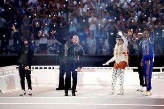 Super Bowl half-time: Eminem takes knee as Dr Dre, 50 Cent, Mary J Blige  and Kendrick Lamar light up stage