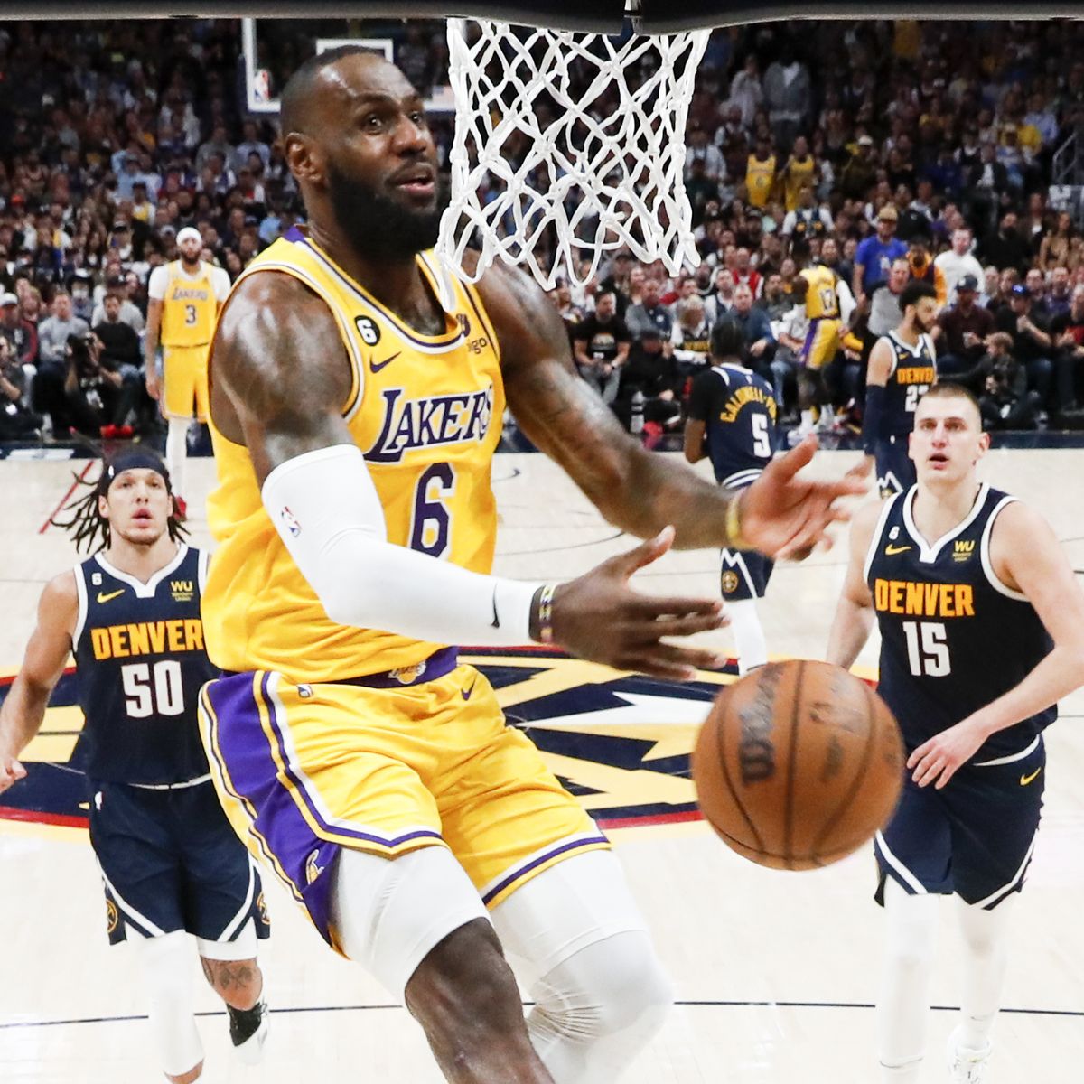 LeBron James, Lakers still lead NBA in merch sales - Silver Screen and Roll