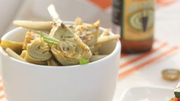Artichokes with lemon and mint