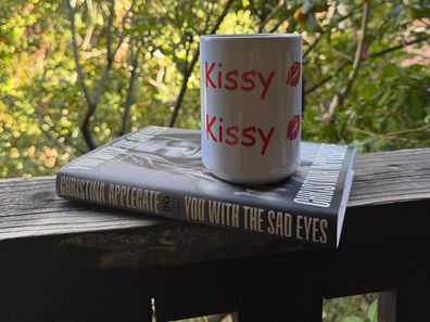 Christina Applegate shares a photo of her memoir