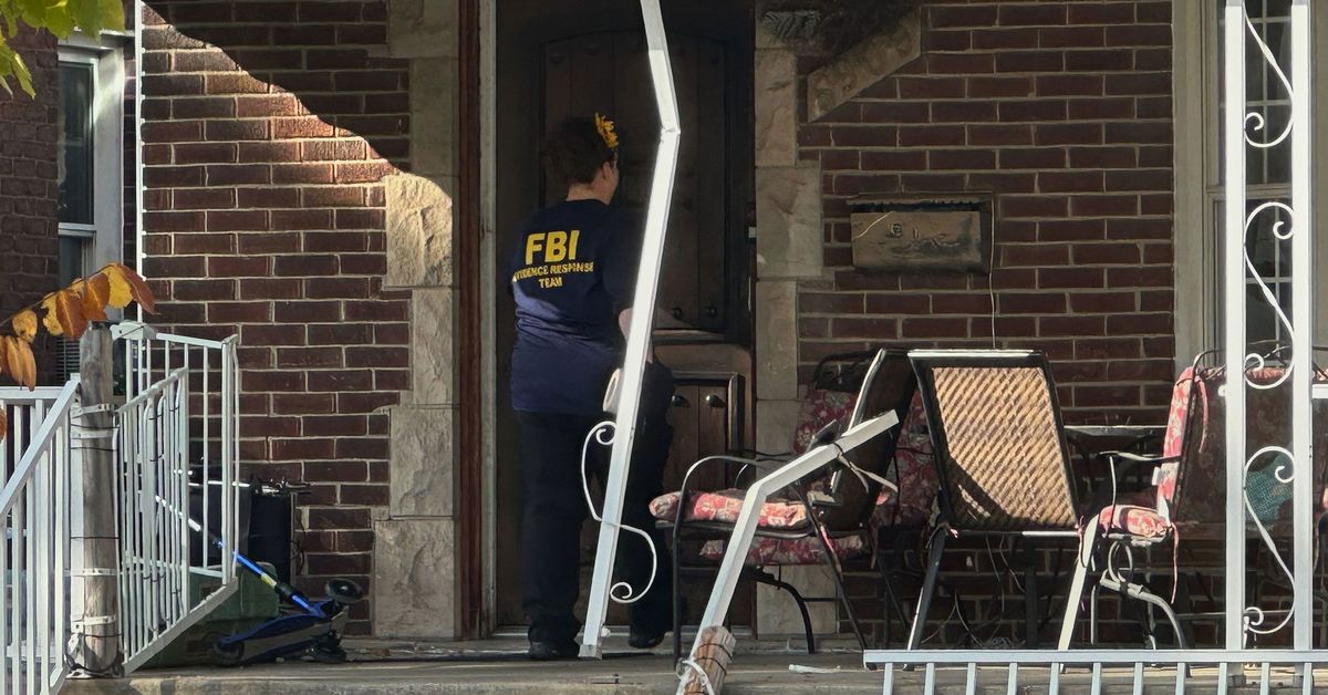 Suspects charged in alleged terror plot may have tried to replicate Paris attack, FBI says