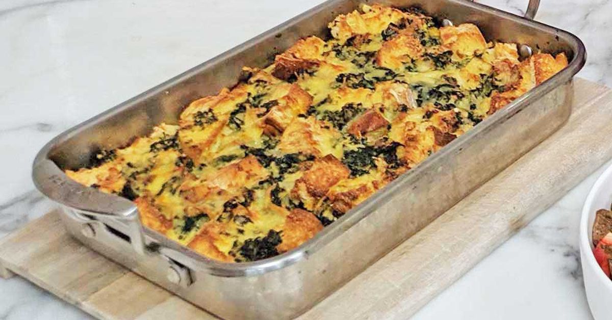Spinach and cheese layered bread bake - 9Kitchen