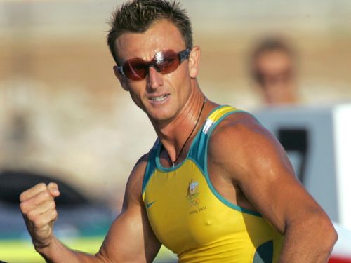 Nathan Baggaley a remporté la demi-finale du K1 1 000 mètres masculin lors de l'épreuve de kayak en eau calme aux Jeux olympiques de 2004 à Athènes.
