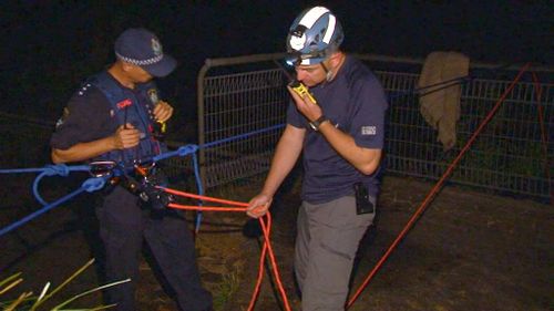 It is believed the woman, possibly a French tourist, was meditating with friends at Blackheath lookout. (9NEWS)