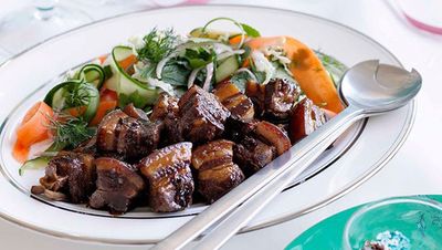 <a href="http://kitchen.nine.com.au/2016/05/16/18/20/kylie-kwong-caramelised-pork-belly-with-chinese-coleslaw" target="_top">Kylie Kwong's caramelised pork belly with Chinese coleslaw</a>