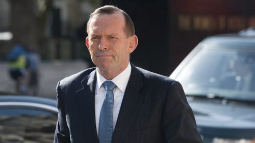 Abbott says Australia preparing for humanitarian role in Iraq