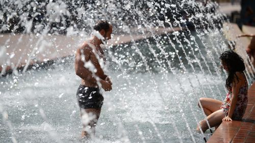 Sydney set to swelter across four days