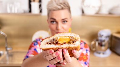 Jane de Graaff shows off the great Aussie burger hack