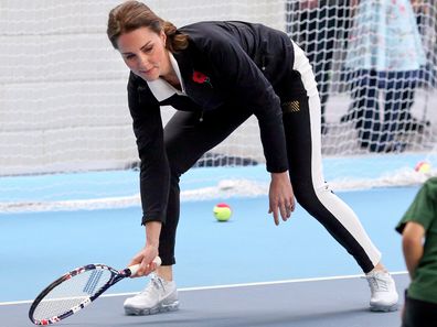 Kate Middleton, the Duchess of Cambridge plays tennis during a visit to the Lawn Tennis Association at the National Tennis Centre on October 31, 2017 in London, England. (Photo by Max Mumby/Indigo/Getty Images)