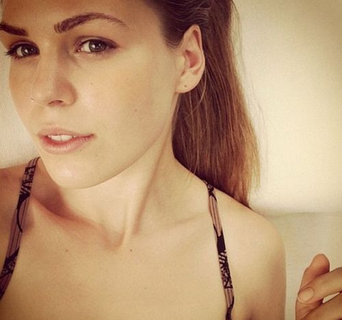 Belle Gibson's mother says she also made up childhood claims