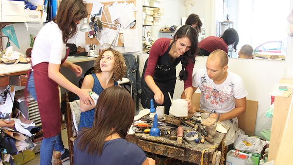 Francesca Latini and Giovanna D'Ulisse with workshop participants (With Locals)