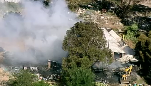 Fire tears through home, car in Melbourne