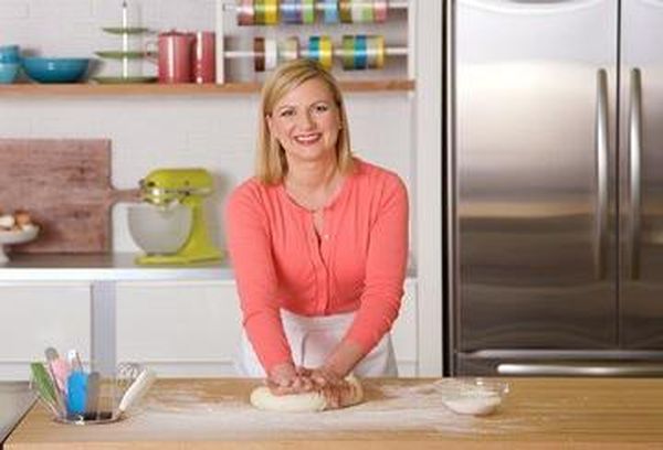Bake With Anna Olson