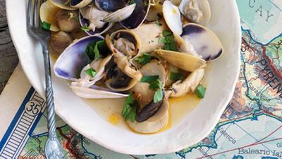 Mushrooms, clams and pipis in white wine