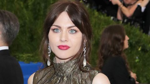 Frances Bean Cobain Met Gala Ball 2017.