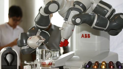 Tech world debate on robots and jobs heats up