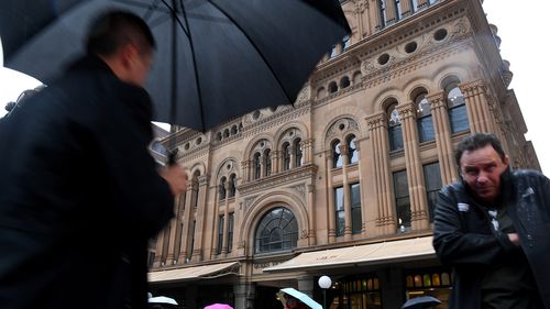 Rain fell across Sydney and much of NSW following one of the driest Septembers on record. (AAP)